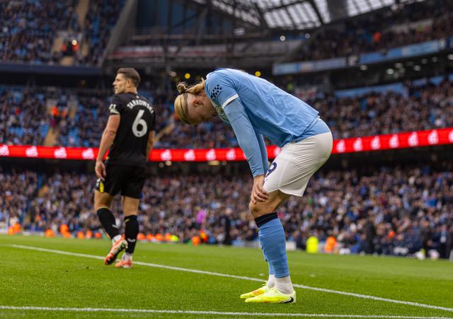 (251019) -- MANCHESTER, Oct. 19, 2025 (Xinhua) -- Manchester City's Erling Haaland reacts after missing a chance to score during the English Premier League match between Manchester City FC and Everton FC in Manchester, Britain, on Oct. 18, 2025. (Xinhua)
FOR EDITORIAL USE ONLY. NOT FOR SALE FOR MARKETING OR ADVERTISING CAMPAIGNS. NO USE WITH UNAUTHORIZED AUDIO, VIDEO, DATA, FIXTURE LISTS, CLUB/LEAGUE LOGOS OR "LIVE" SERVICES. ONLINE IN-MATCH USE LIMITED TO 45 IMAGES, NO VIDEO EMULATION. NO USE IN BETTING, GAMES OR SINGLE CLUB/LEAGUE/PLAYER PUBLICATIONS.