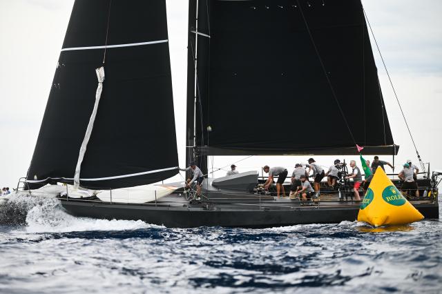 (251019) -- VALLETTA, Oct. 19, 2025 (Xinhua) -- Crew members compete during the 46th (2025) Rolex Middle Sea Race at the Grand Harbour in Valletta, Malta, Oct. 18, 2025. (Photo by Jonathan Borg/Xinhua)
