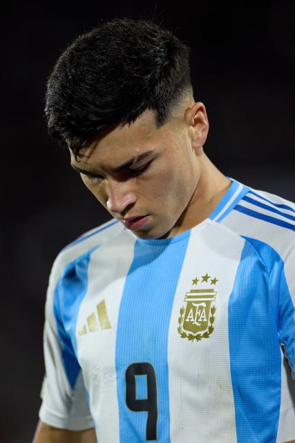 (251020) -- SANTIAGO, Oct. 20, 2025 (Xinhua) -- Alejo Sarco of Argentina reacts during the final match between Argentina and Morocco at the FIFA U-20 World Cup Chile 2025 in Santiago, Chile, Oct. 19, 2025. (Xinhua/Meng Dingbo)