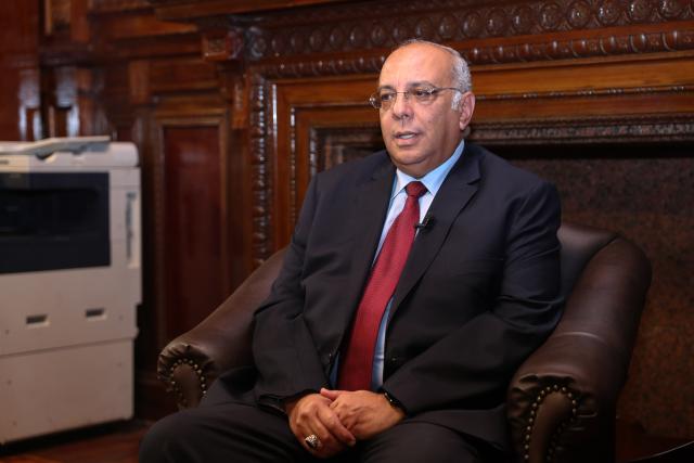 (251020) -- CAIRO, Oct. 20, 2025 (Xinhua) -- Hosam Shawky, president of the Egypt's Desert Research Center (DRC), receives an interview with Xinhua in Cairo, Egypt, Oct. 19, 2025. TO GO WITH "Interview: Egyptian official eyes closer cooperation with China to combat desertification, enhance water security " (Xinhua/Sui Xiankai)