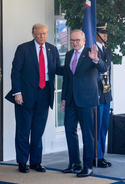 (251020) -- WASHINGTON, Oct. 20, 2025 (Xinhua) -- U.S. President Donald Trump (L) welcomes Australian Prime Minister Anthony Albanese at the White House in Washington, D.C., the United States, on Oct. 20, 2025. (Xinhua/Hu Yousong)