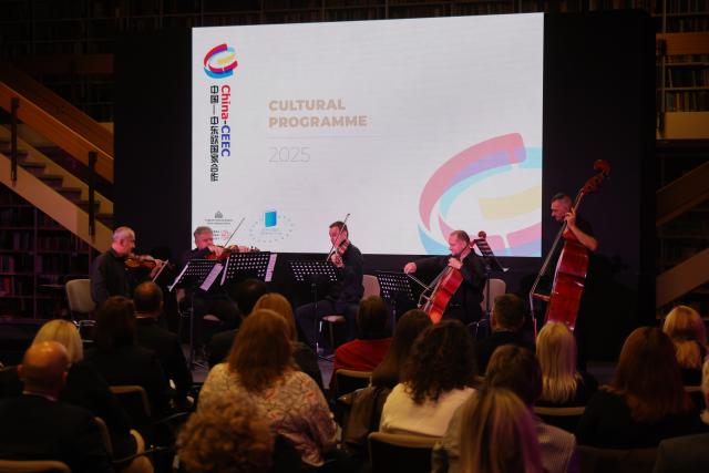 (251021) -- BUDAPEST, Oct. 21, 2025 (Xinhua) -- This photo taken on Oct. 20, 2025 shows a scene at the 4th China-Central and Eastern European Countries (CEEC) Curators' Forum of Libraries Union in Budapest, Hungary. The 4th China-CEEC Curators' Forum of Libraries Union opened Monday at Hungary's National Szechenyi Library, bringing together experts to discuss the future of libraries in the digital age. (Photo by Attila Volgyi/Xinhua)