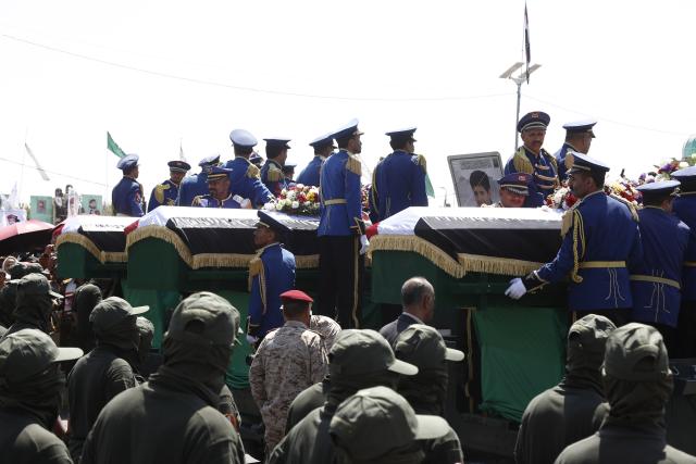 (251021) -- SANAA, Oct. 21, 2025 (Xinhua) -- People attend a funeral of those who were killed in recent Israeli airstrikes in Sanaa, Yemen, Oct. 20, 2025.
  Yemen's Houthi group said in a statement on Oct. 16 that its Chief of Staff, Mohammed Abdulkarim al-Gumari, had been killed in recent Israeli airstrikes.
  The statement, broadcast by the Houthi-run satellite channel al-Masirah, said that several senior officers were also killed alongside him at the same location, but provided no further details. (Photo by Mohammed Mohammed/Xinhua)