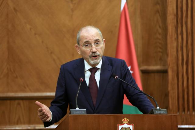 (251022) -- AMMAN, Oct. 22, 2025 (Xinhua) -- Jordanian Deputy Prime Minister and Foreign Minister Ayman Safadi speaks during a joint press conference with visiting Dutch Foreign Minister David van Weel in Amman, Jordan, Oct. 22, 2025. Advancing to the second phase of the Gaza ceasefire is a key priority, Jordanian Deputy Prime Minister and Foreign Minister Ayman Safadi said on Wednesday during talks with Dutch Foreign Minister David van Weel in Amman, according to a Foreign Ministry statement. (photo by Mohammad Abu Ghosh/Xinhua)
