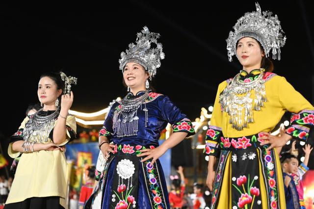 (251025) -- GUIYANG, Oct. 25, 2025 (Xinhua) -- Villagers from Shabahe Township perform at a village gala in Songtao Miao Autonomous County, southwest China's Guizhou Province, on June 14, 2025. Nestled in the Wuling mountains, Songtao is home to a large Miao population -- nearly half of its residents -- and boasts around 200 items of intangible cultural heritage. To celebrate the county's rich ethnic traditions, the local government has organized weekly Saturday events since March, encouraging villagers from across the county to participate in friendly performance competitions.
   TO GO WITH "Across China: Village galas ignite ethnic heritage revival in southwest China" (Photo by Xie Huifang/Xinhua)