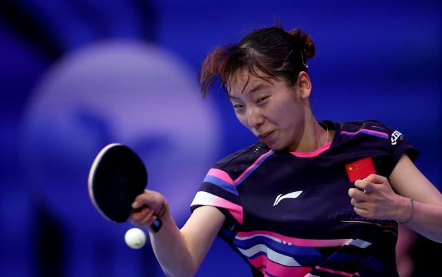 (251025) -- LONDON, Oct. 25, 2025 (Xinhua) -- Yang Yiyun returns a shot during women's singles quarterfinal between Yang Yiyun of China and Harimoto Miwa of Japan in the WTT Star Contender London 2025 in London, Britain, on Oct. 25, 2025. (Xinhua/Li Ying)