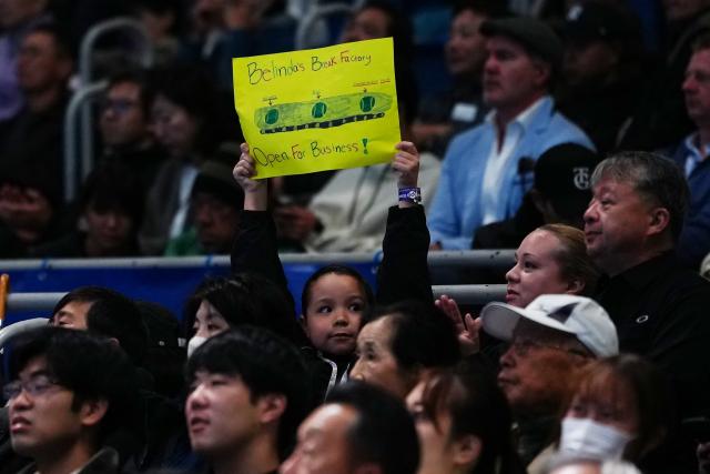 (251026) -- TOKYO, Oct. 26, 2025 (Xinhua) -- A fan of Belinda Bencic of Switzerland cheers during the women's singles final match between Belinda Bencic of Switzerland and Linda Noskova of the Czech Republic at the Pan Pacific Open tennis tournament in Tokyo, Japan, on Oct. 26, 2025. (Xinhua/Jia Haocheng)