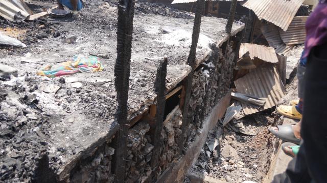 (251027) -- BUKAVU, Oct. 27, 2025 (Xinhua) -- This photo shows a deadly fire accident site in Bukavu, eastern Democratic Republic of the Congo, Oct. 27, 2025. At least 14 people have been killed after a fire broke out on Sunday evening in Bukavu, the capital of South Kivu Province in eastern Democratic Republic of the Congo, according to local sources. (Str/Xinhua)