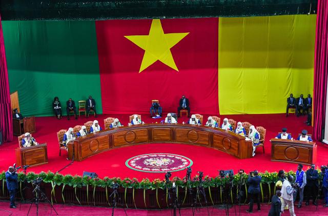 (251027) -- YAOUNDE, Oct. 27, 2025 (Xinhua) -- This photo taken on Oct. 27, 2025 shows a view of the courtroom of the Constitutional Council of Cameroon during the official proclamation of the results of the country's presidential election in Yaounde, capital of Cameroon. Paul Biya has been re-elected president of Cameroon for an eighth term, securing 53.66 percent of the votes, the country's Constitutional Council announced Monday. (Photo by Kepseu/Xinhua)