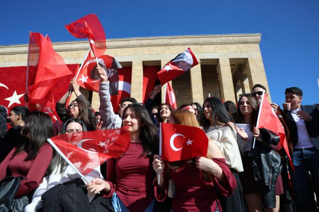 (251029) -- ANKARA, Oct. 29, 2025 (Xinhua) -- Turkish people gather at Anitkabir, the mausoleum of the founder of Turkish Republic Mustafa Kemal Ataturk, to celebrate the Republic Day in Ankara, Türkiye, Oct. 29, 2025. Türkiye celebrated its Republic Day to mark the 102nd anniversary of the founding of the Republic of Türkiye. (Mustafa Kaya/Handout via Xinhua)