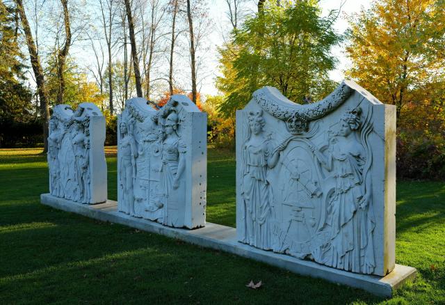 (251030) -- TORONTO, Oct. 30, 2025 (Xinhua) -- This photo taken on Oct. 29, 2025 shows a view of Guild Park and Gardens in Toronto, Canada. (Photo by Yang Shu/Xinhua)