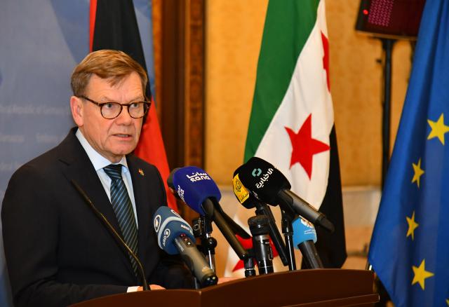 (251030) -- DAMASCUS, Oct. 30, 2025 (Xinhua) -- Visiting German Foreign Minister Johann Wadephul speaks during a press conference in Damascus, Syria, Oct. 30, 2025. (Photo by Ammar Safarjalani/Xinhua)