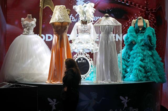 (251031) -- BEIRUT, Oct. 31, 2025 (Xinhua) -- This photo taken on Oct. 30, 2025 shows a scene at the Royal Wedding Fair in Beirut, Lebanon. The fair is held here from Oct. 29 to Nov. 2. (Xinhua/Bilal Jawich)