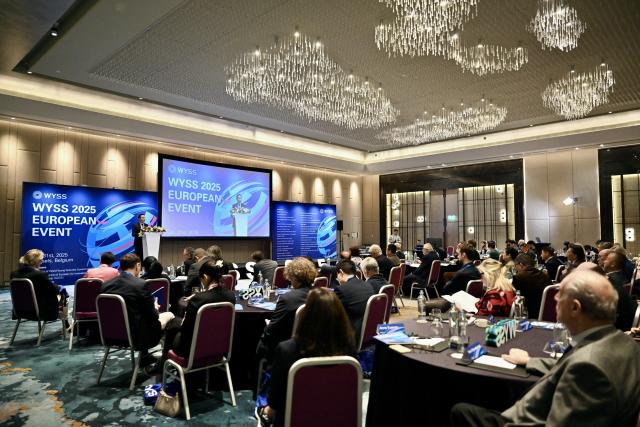 (251101) -- BRUSSELS, Nov. 1, 2025 (Xinhua) -- Guests attend the European event of the 2025 World Young Scientist Summit (WYSS) in Brussels, Belgium, on Oct. 31, 2025. The European event of the WYSS 2025 was held here on Friday. Over 180 young scientists, university representatives, and leaders of innovation institutions from China, Belgium, the Netherlands, Germany, France, and other countries met here to discuss scientific research cooperation, commercialization of scientific and technological achievements, and talent cultivation. (Xinhua/Lyu You)