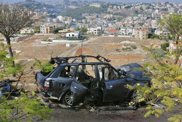 (251103) -- BEIRUT, Nov. 3, 2025 (Xinhua) -- This photo shows the wreckage of a car bombed by an Israeli drone in Kfar Roummane, southern Lebanon, Nov. 2, 2025.
  Four people were killed and three others injured on Saturday night in an Israeli airstrike on the southern Lebanese village of Kfar Roummane, the country's Public Health Emergency Operations Center reported.
  According to the National News Agency (NNA), an Israeli drone carried out the airstrike at around 10:20 p.m. local time (2020 GMT) on Saturday, targeting a four-wheel-drive vehicle with a guided missile on the Doha-Kfar Roummane road, on the eastern outskirts of the village. (Photo by Ali Hashisho/Xinhua)