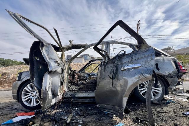 (251103) -- BEIRUT, Nov. 3, 2025 (Xinhua) -- This photo shows the wreckage of a car bombed by an Israeli drone in Kfar Roummane, southern Lebanon, Nov. 2, 2025.
  Four people were killed and three others injured on Saturday night in an Israeli airstrike on the southern Lebanese village of Kfar Roummane, the country's Public Health Emergency Operations Center reported.
  According to the National News Agency (NNA), an Israeli drone carried out the airstrike at around 10:20 p.m. local time (2020 GMT) on Saturday, targeting a four-wheel-drive vehicle with a guided missile on the Doha-Kfar Roummane road, on the eastern outskirts of the village. (Photo by Ali Hashisho/Xinhua)