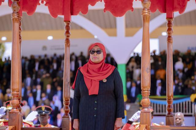 (251104) -- DODOMA, Nov. 4, 2025 (Xinhua) -- Tanzanian President Samia Suluhu Hassan attends the inauguration ceremony in Dodoma, Tanzania, Nov. 3, 2025. Tanzanian President Samia Suluhu Hassan was sworn in on Monday for a five-year term, after she secured 97.66 percent of the vote in the recent general elections. (Tanzania State House/Handout via Xinhua)