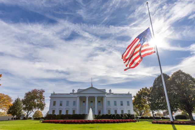 (251104) -- WASHINGTON, Nov. 4, 2025 (Xinhua) -- Photo taken on Nov. 4, 2025 shows the exterior of the White House, in Washington, D.C., the United States. The U.S. Senate on Tuesday again failed to pass a temporary funding bill, marking the 14th unsuccessful attempt, meaning the federal government shutdown is on track to surpass the 35-day record set during the 2018-2019 shutdown and become the longest in U.S. history. (Xinhua/Hu Yousong)