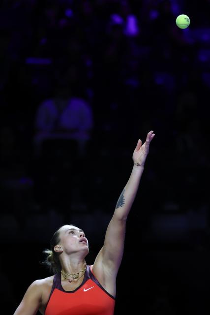 (251105) -- RIYADH, Nov. 5, 2025 (Xinhua) -- Aryna Sabalenka of Belarus serves during the round robin match against Jessica Pegula of the United States at WTA Finals tennis tournament in Riyadh, Saudi Arabia, on Nov. 4, 2025. (Xinhua/Luo Chen)