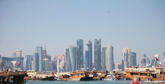 (251106) -- DOHA, Nov. 6, 2025 (Xinhua) -- This photo taken on Nov. 3, 2025 shows a city view in Doha, Qatar. (Xinhua/Shadati)