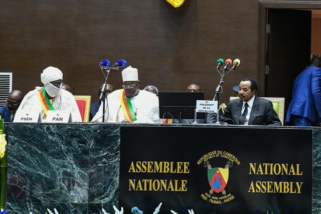 (251106) -- YAOUNDE, Nov. 6, 2025 (Xinhua) -- Cameroonian President Paul Biya (R) attends the sworn in ceremony in Yaounde, capital of Cameroon, Nov. 6, 2025. Cameroonian President Paul Biya was sworn in on Thursday for a new seven-year term after winning 53.66 percent of the vote in the country's Oct. 12 presidential election. (Xinhua/Kepseu)