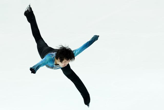 (251107) -- OSAKA, Nov. 7, 2025 (Xinhua) -- Jin Boyang of China performs during the men's short program at ISU Grand Prix of Figure Skating NHK Trophy 2025 in Osaka, Japan, Nov. 7, 2025. (Xinhua/Jia Haocheng)