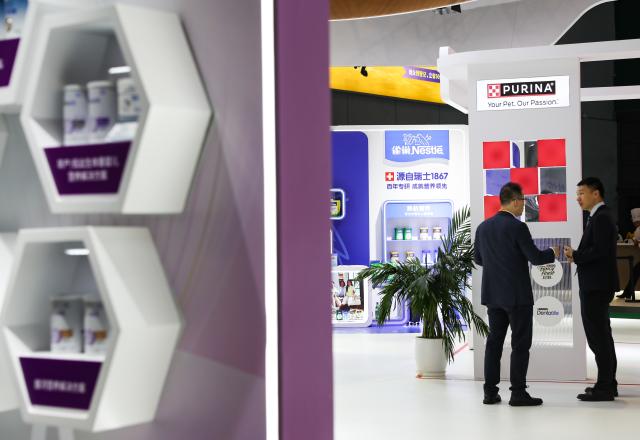 (251107) -- SHANGHAI, Nov. 7, 2025 (Xinhua) -- This photo taken on Nov. 7, 2025 shows the booth of Nestle, an eight-year attendee of the China International Import Expo (CIIE), during the eighth CIIE in east China's Shanghai. The eighth CIIE, which opened in Shanghai on Wednesday and will last till Nov. 10, has attracted 4,108 overseas exhibitors from 155 countries, regions and international organizations.
  Among the participants, 170 enterprises and 27 institutions have maintained full attendance at the CIIE for eight consecutive years, reflecting China's firm commitment to high-level opening-up. (Xinhua/Wang Jingqiang)