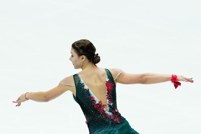 (251107) -- OSAKA, Nov. 7, 2025 (Xinhua) -- Sofia Samodelkina of Kazakhstan performs during the women's short program at ISU Grand Prix of Figure Skating NHK Trophy 2025 in Osaka, Japan, Nov. 7, 2025. (Xinhua/Jia Haocheng)