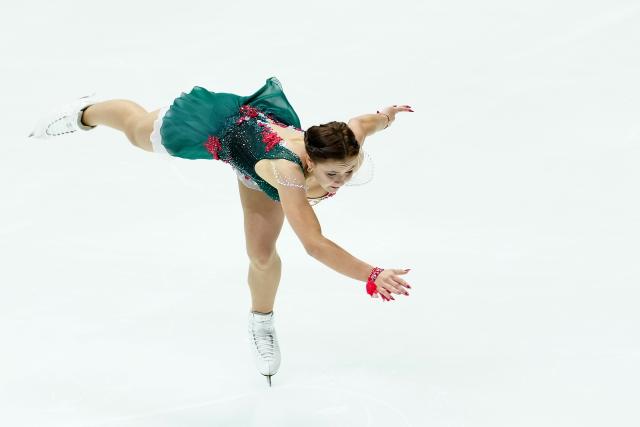 (251107) -- OSAKA, Nov. 7, 2025 (Xinhua) -- Sofia Samodelkina of Kazakhstan performs during the women's short program at ISU Grand Prix of Figure Skating NHK Trophy 2025 in Osaka, Japan, Nov. 7, 2025. (Xinhua/Jia Haocheng)