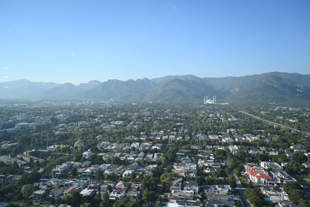 (251107) -- ISLAMABAD, Nov. 7, 2025 (Xinhua) -- This photo taken on Nov. 6, 2025 shows the city view of Islamabad, Pakistan. (Photo by Ahmad Kamal/Xinhua)