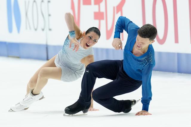 (251108) -- OSAKA, Nov. 8, 2025 (Xinhua) -- Charlene Guignard/Marco Fabbri (R) of Italy perform during the ice dance free dance at ISU Figure Skating Grand Prix 2025 in Osaka, Japan, Nov. 8, 2025. (Xinhua/Jia Haocheng)