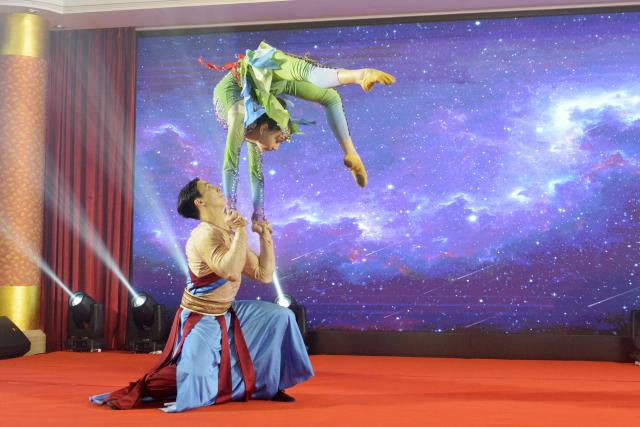 (251108) -- PHNOM PENH, Nov. 8, 2025 (Xinhua) -- Chinese artists perform during an open day event at the Embassy of China in Cambodia in Phnom Penh, Cambodia on Nov. 8, 2025. The Embassy of China in Cambodia on Saturday hosted an open day event, welcoming hundreds of Cambodian youths.
  The event featured a variety of activities such as Chinese cultural performances, cuisine, and calligraphy, among others. (Photo by Phearum/Xinhua)