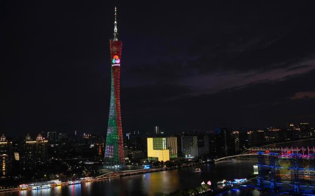 (251109) -- GUANGDONG, Nov. 9, 2025 (Xinhua) -- This photo taken on Nov. 9, 2025 shows the Canton Tower in Guangzhou, south China's Guangdong Province. The opening ceremony of China's 15th National Games will be held on Sunday evening in Guangzhou. (Xinhua/Fu Tian)