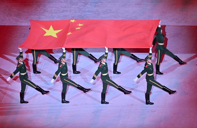 (251109) -- GUANGZHOU, Nov. 9, 2025 (Xinhua) -- The Chinese national flag is carried during the opening ceremony of China's 15th National Games in Guangzhou, south China's Guangdong Province, Nov. 9, 2025. (Xinhua/Li Xin)