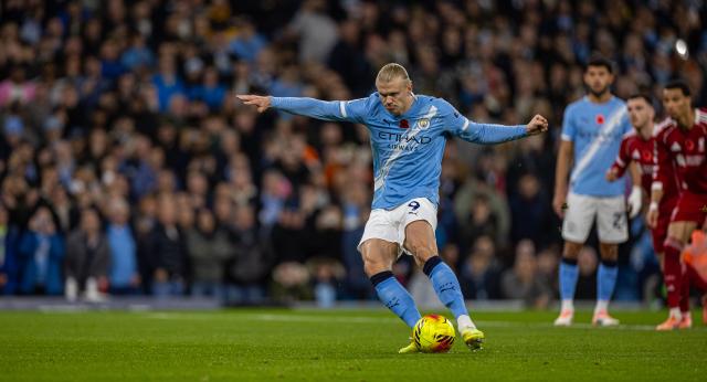 (251110) -- MANCHESTER, Nov. 10, 2025 (Xinhua) -- Manchester City's Erling Haaland shoots a penalty-kick during the English Premier League match between Manchester City FC and Liverpool FC in Manchester, Britain, on Nov. 9, 2025. (Xinhua)
FOR EDITORIAL USE ONLY. NOT FOR SALE FOR MARKETING OR ADVERTISING CAMPAIGNS. NO USE WITH UNAUTHORIZED AUDIO, VIDEO, DATA, FIXTURE LISTS, CLUB/LEAGUE LOGOS OR "LIVE" SERVICES. ONLINE IN-MATCH USE LIMITED TO 45 IMAGES, NO VIDEO EMULATION. NO USE IN BETTING, GAMES OR SINGLE CLUB/LEAGUE/PLAYER PUBLICATIONS.