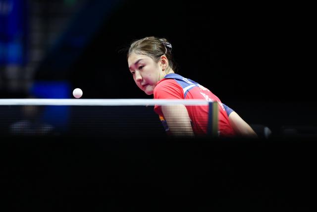 (251111) -- MACAO, Nov. 11, 2025 (Xinhua) -- Chen Meng returns a ball during the table tennis women's singles round of 32 match between Chen Meng of Shandong and Sun Mingyang of Shanghai at China's 15th National Games in Macao, south China, Nov. 11, 2025. (Xinhua/Liu Xu)
