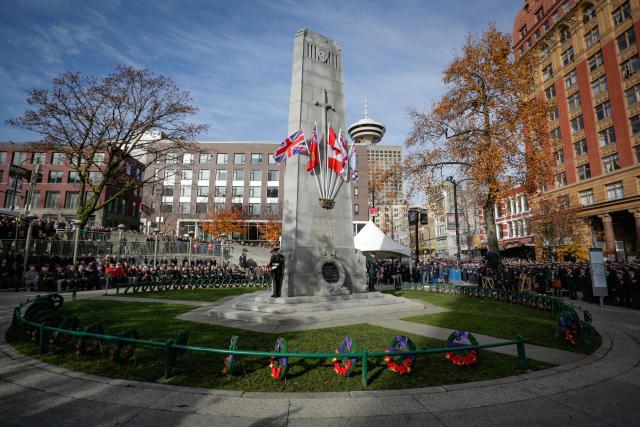 (251111) -- VANCOUVER, Nov. 11, 2025 (Xinhua) -- A Remembrance Day ceremony is held at the Victory Square Cenotaph in Vancouver, British Columbia, Canada, Nov. 11, 2025. (Photo by Liang Sen/ Xinhua)