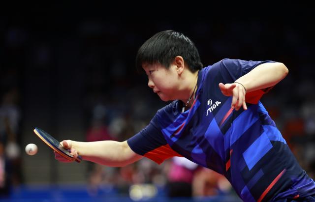 (251112) -- MACAO, Nov. 12, 2025 (Xinhua) -- Sun Yingsha hits a return during the table tennis women's singles round of 16 match between Sun Yingsha of Hebei and Wang Xiaotong of Shandong at China's 15th National Games in Macao, south China, Nov. 12, 2025. (Xinhua/Liang Xu)