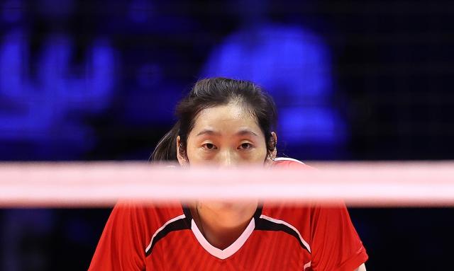 (251112) -- MACAO, Nov. 12, 2025 (Xinhua) -- Zhu Ting of Henan reacts during women's volleyball group A match between Henan and Beijing at China's 15th National Games in Macao, south China, Nov. 12, 2025. (Xinhua/Chen Bin)