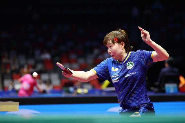 (251113) -- MACAO, Nov. 13, 2025 (Xinhua) -- Zhu Yuling hits a return during the table tennis women's singles quarterfinal match between Zhu Yuling of Macao and Chen Xingtong of Liaoning at China's 15th National Games in Macao, south China, Nov. 13, 2025. (Xinhua/Liang Xu)