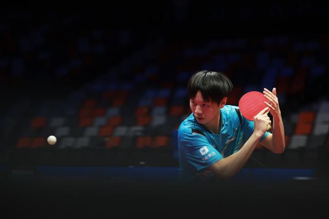 (251113) -- MACAO, Nov. 13, 2025 (Xinhua) -- Sun Yang of Beijing competes against Long Yu of Guangdong during the U18 men's team final match of table tennis between Beijing and Guangdong at China's 15th National Games in Macao, south China, Nov. 13, 2025. (Xinhua/Liang Xu)