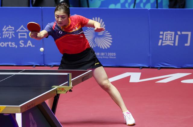 (251115) -- MACAO, Nov. 15, 2025 (Xinhua) -- Chen Meng hits a return during the women's singles semifinal match of table tennis between Chen Meng of Shandong and Wang Manyu of Heilongjiang at China's 15th National Games in Macao, south China, Nov. 15, 2025. (Xinhua/Liu Xu)