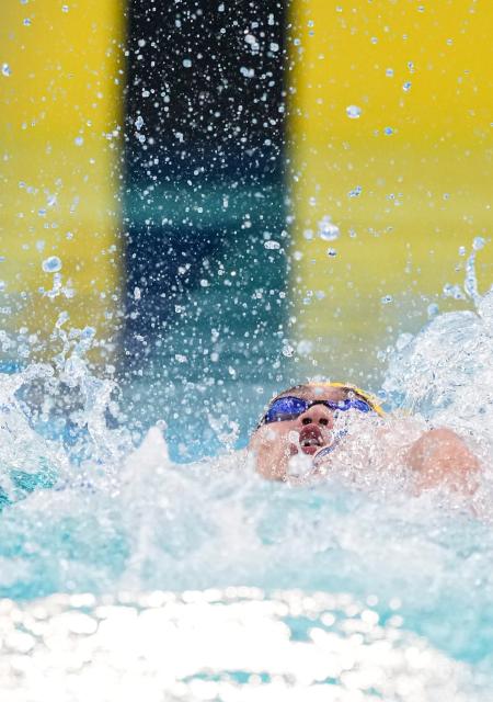 (251116) -- SHENZHEN, Nov. 16, 2025 (Xinhua) -- Xu Jiayu of Zhejiang competes during the men's 50m backstroke preliminary of swimming at China's 15th National Games in Shenzhen, south China's Guangdong Province, Nov. 16, 2025. (Xinhua/Tenzin Nyida)