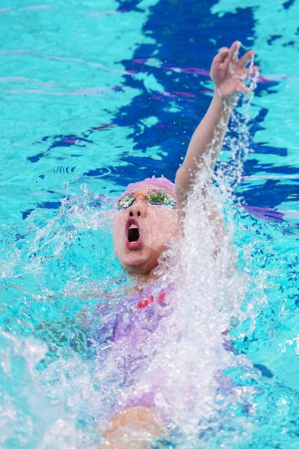 (251116) -- SHENZHEN, Nov. 16, 2025 (Xinhua) -- Peng Xuwei of Hubei competes during the women's 200m backstroke final of swimming at China's 15th National Games in Shenzhen, south China's Guangdong Province, Nov. 16, 2025. (Xinhua/Xue Yuge)