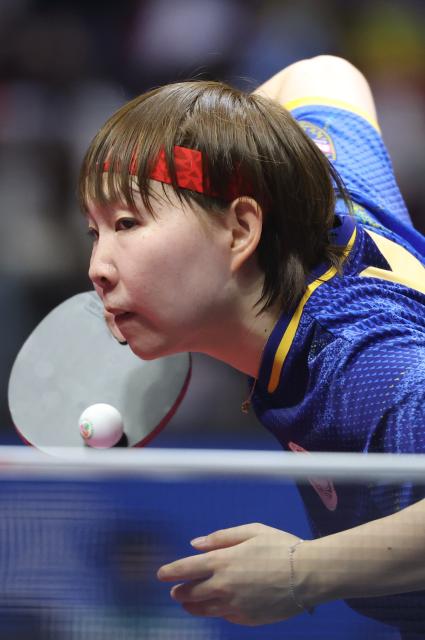 (251116) -- MACAO, Nov. 16, 2025 (Xinhua) -- Zhu Yuling serves during the women's singles bronze medal match of table tennis between Zhu Yuling of Macao and Chen Meng of Shandong at China's 15th National Games in Macao, south China, Nov. 16, 2025. (Xinhua/Liu Xu)