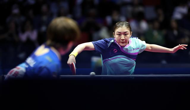 (251116) -- MACAO, Nov. 16, 2025 (Xinhua) -- Chen Meng hits a return during the women's singles bronze medal match of table tennis between Zhu Yuling of Macao and Chen Meng of Shandong at China's 15th National Games in Macao, south China, Nov. 16, 2025. (Xinhua/Chen Bin)