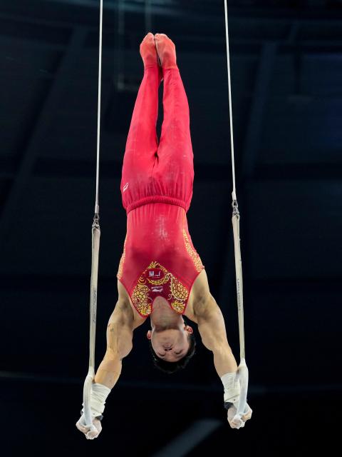 (251116) -- ZHAOQING, Nov. 16, 2025 (Xinhua) -- Lan Xingyu of Guangxi competes during the artistic gymnastics men's rings final at China's 15th National Games in Zhaoqing, south China's Guangdong Province, Nov. 16, 2025. (Xinhua/Xu Bingjie)