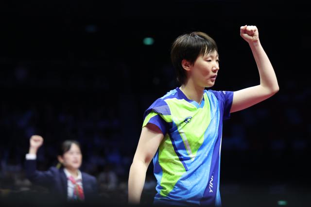 (251116) -- MACAO, Nov. 16, 2025 (Xinhua) -- Wang Manyu celebrates winning the women's singles final match of table tennis between Sun Yingsha of Hebei and Wang Manyu of Heilongjiang at China's 15th National Games in Macao, south China, Nov. 16, 2025. (Xinhua/Liu Xu)