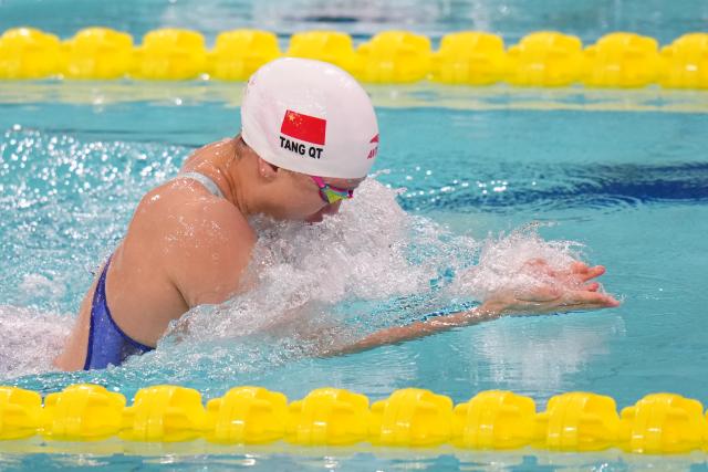 (251117) -- SHENZHEN, Nov. 17, 2025 (Xinhua) -- Tang Qianting of Shanghai competes during the women's 50m breaststroke final of swimming at China's 15th National Games in Shenzhen, south China's Guangdong Province, Nov. 17, 2025. (Xinhua/Tenzin Nyida)