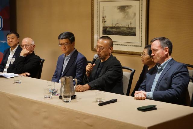 (251117) -- LOS ANGELES, Nov. 17, 2025 (Xinhua) -- Chinese director, screenwriter and actor Jiang Wen (3rd R) speaks at the 2025 U.S.-China People's Dialogue held at the Huntington Library, Art Museum, and Botanical Gardens in Los Angeles, California, the United States, Nov. 16, 2025. The 2025 U.S.-China People's Dialogue opened here on Sunday with participants underscoring the essential role of people-to-people exchanges in fostering stable bilateral relations. (Photo by Zeng Hui/Xinhua)